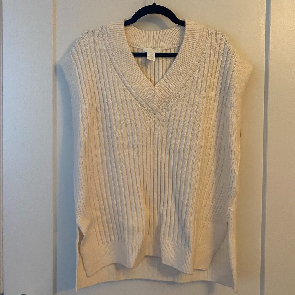 H&M Ribbed Cream Sweater Vest